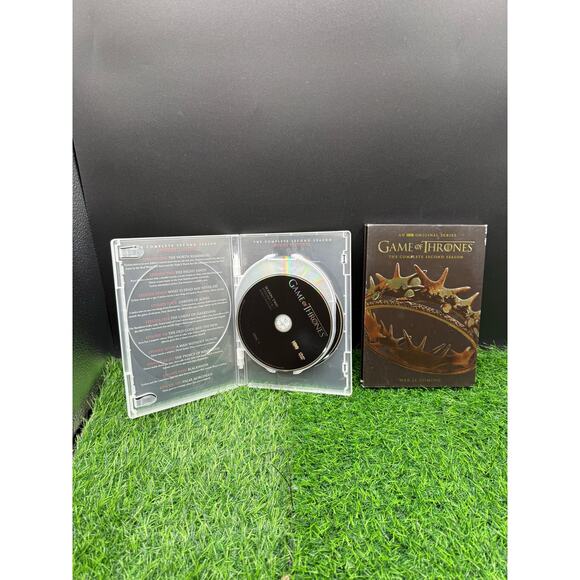 Game of Thrones - Seasons 1–4 DVD Box Sets - Picture 7 of 10